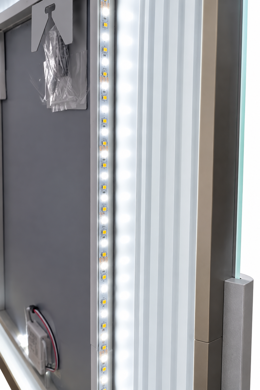Espejo LED Decorativo para Baño 60 x 80 cm